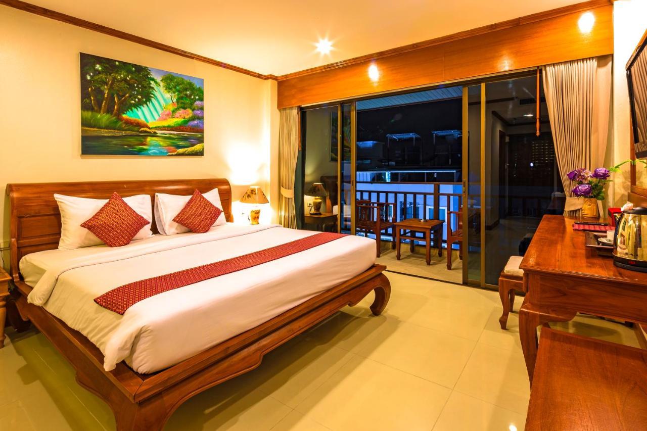 Patong Heaven Hotel Екстериор снимка