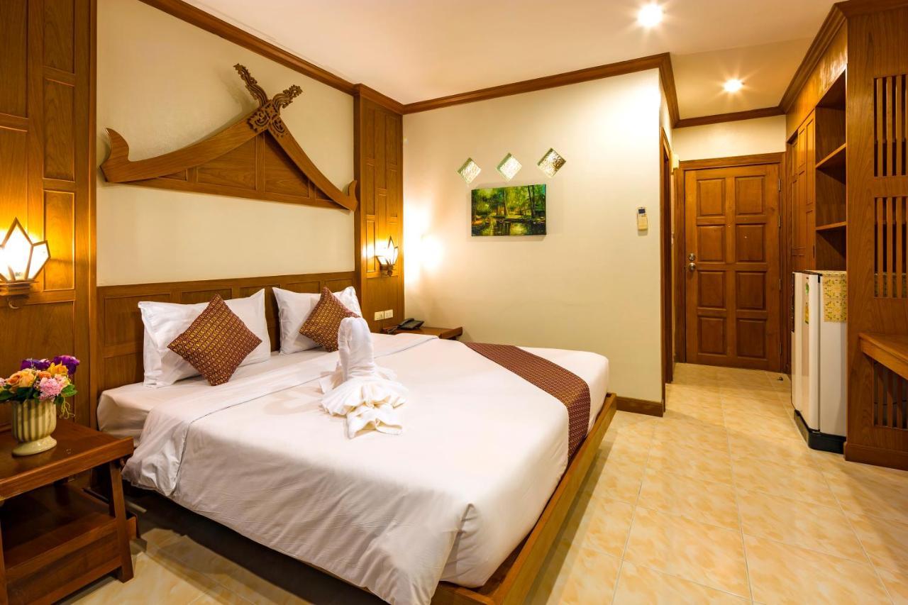 Patong Heaven Hotel Екстериор снимка