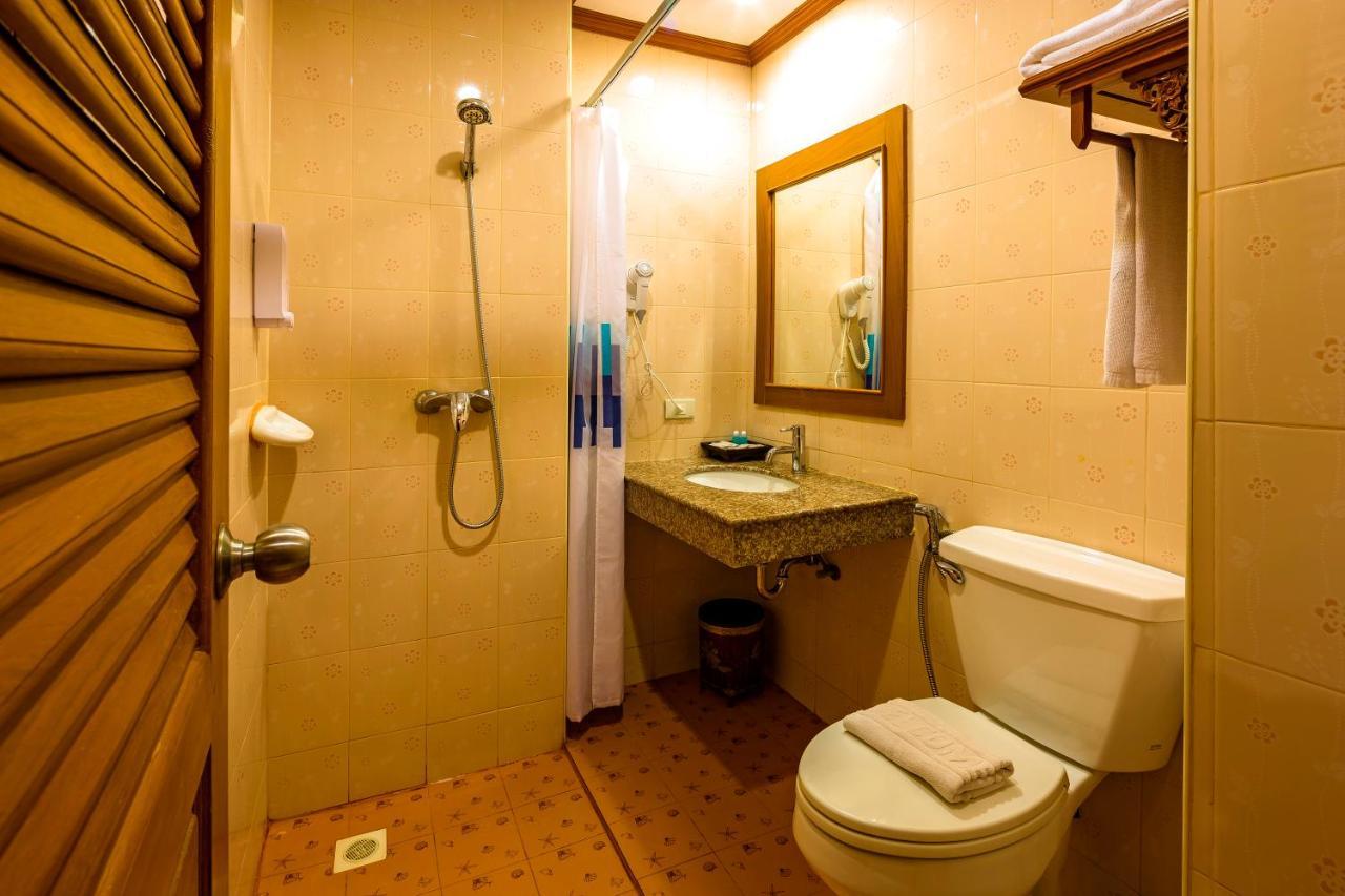 Patong Heaven Hotel Екстериор снимка