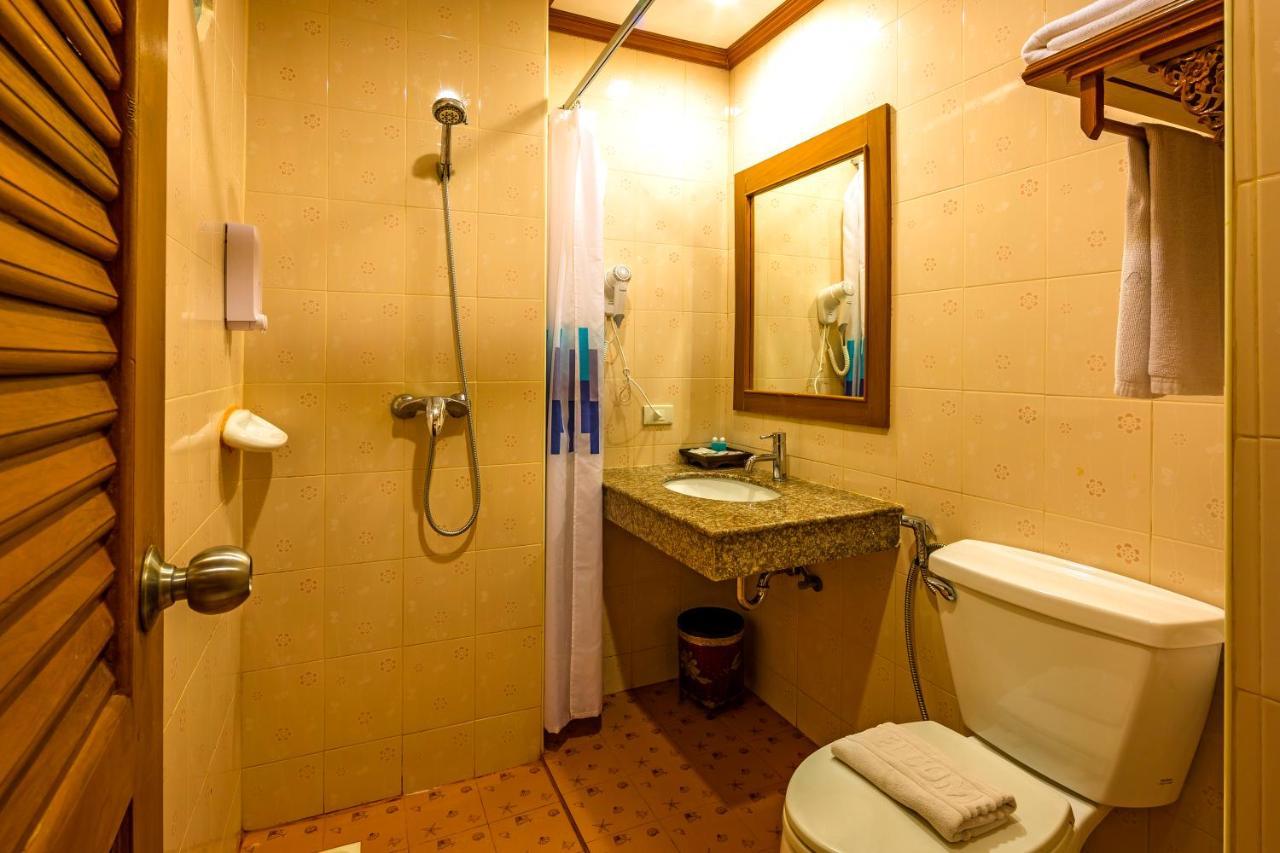 Patong Heaven Hotel Екстериор снимка