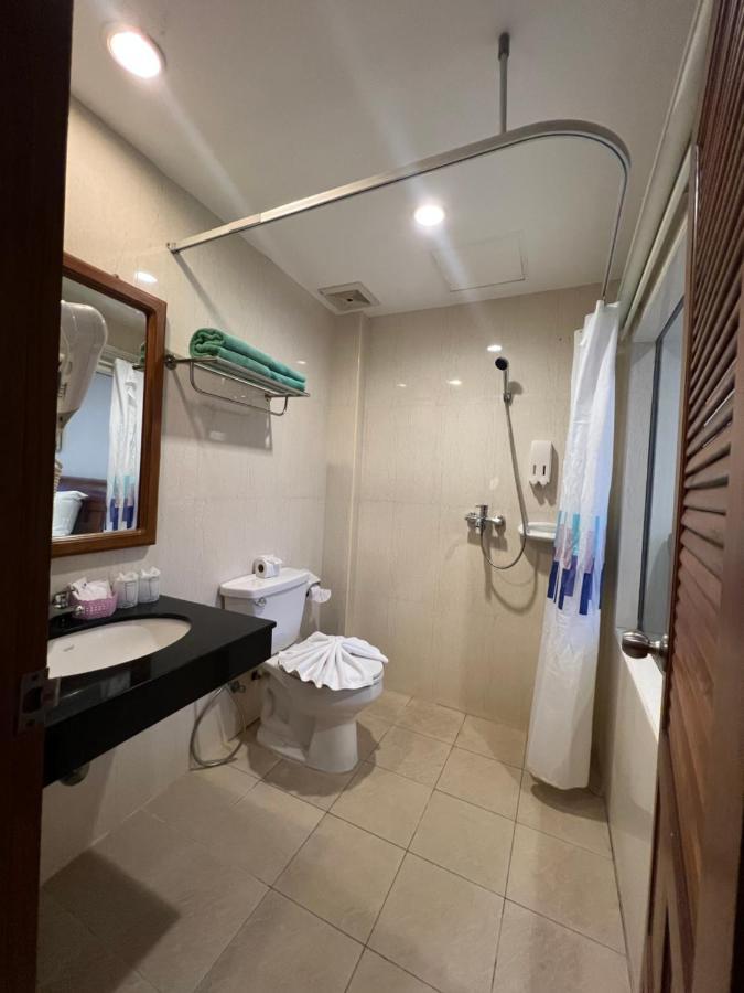 Patong Heaven Hotel Екстериор снимка