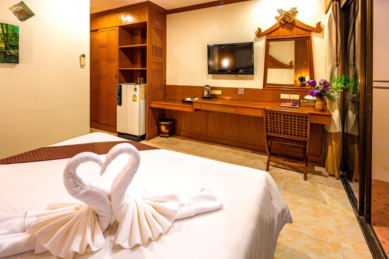 Patong Heaven Hotel Екстериор снимка