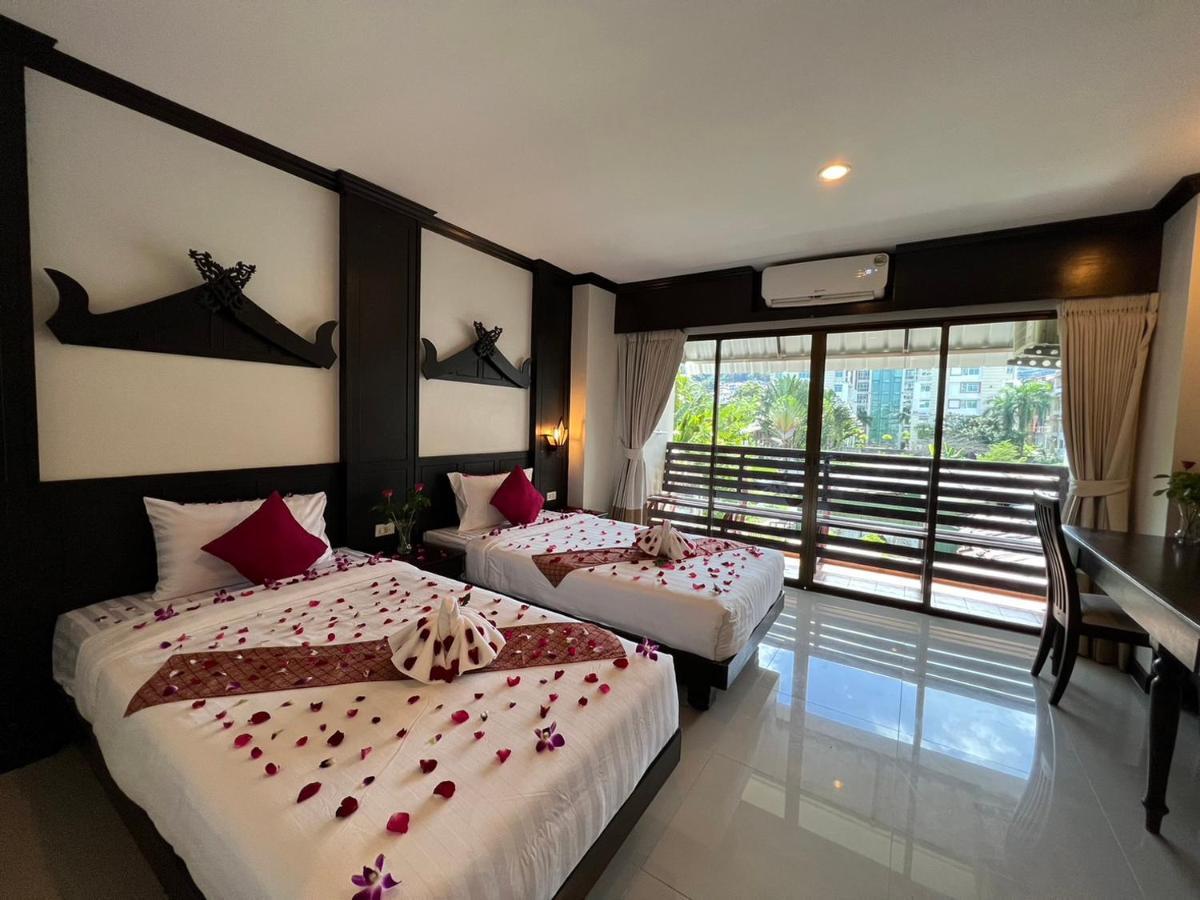 Patong Heaven Hotel Екстериор снимка